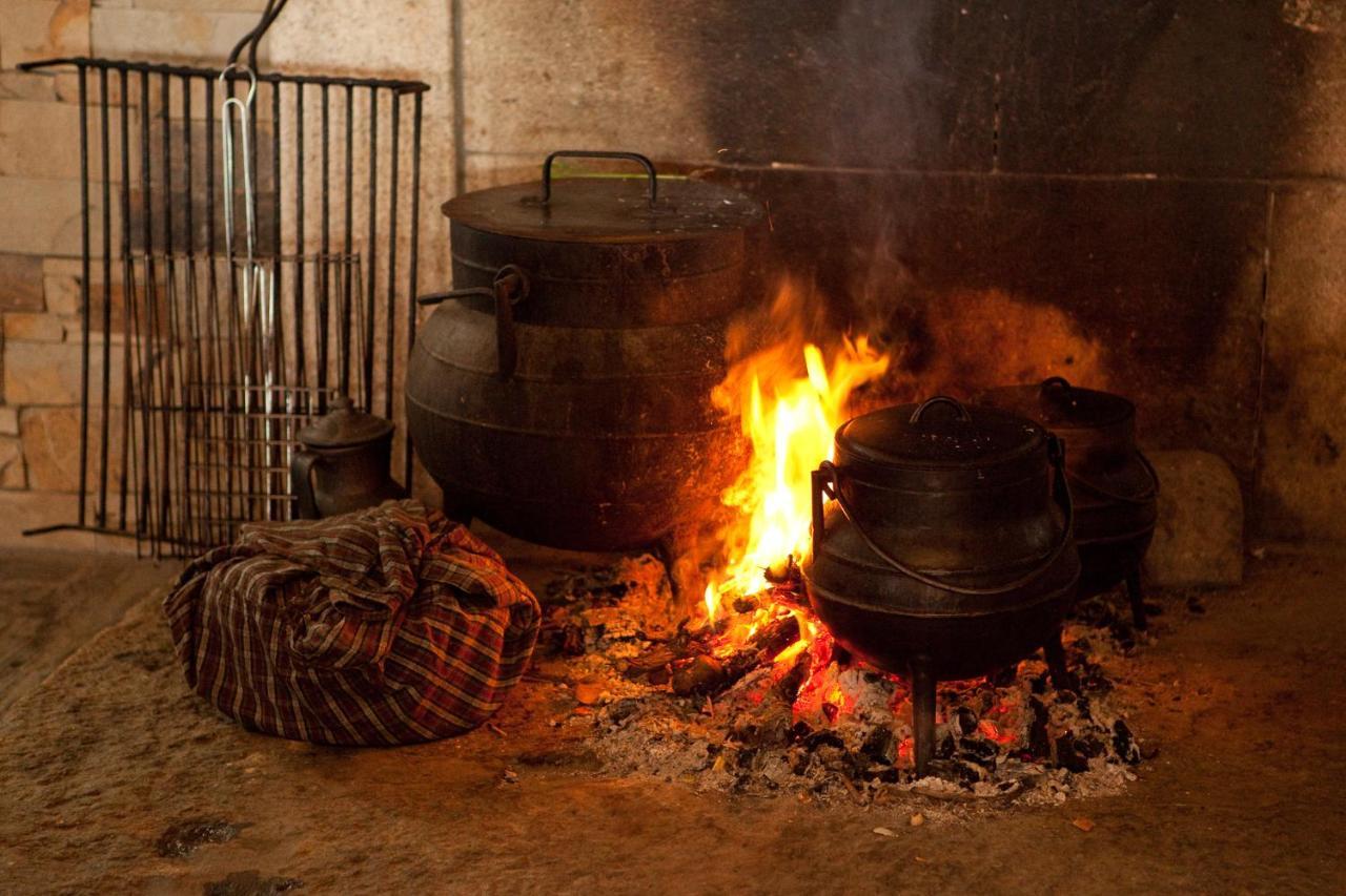 Quinta Da Faisca - Agro Turismo Villa Favaios Buitenkant foto